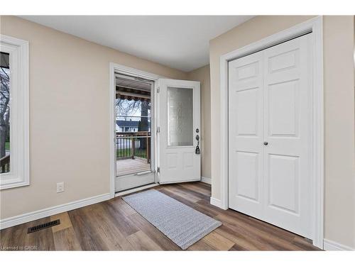 51 Burness Drive, St. Catharines, ON - Indoor Photo Showing Other Room
