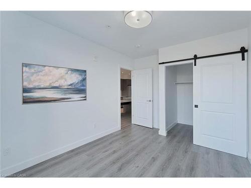 910-15 Glebe Street, Waterloo, ON - Indoor