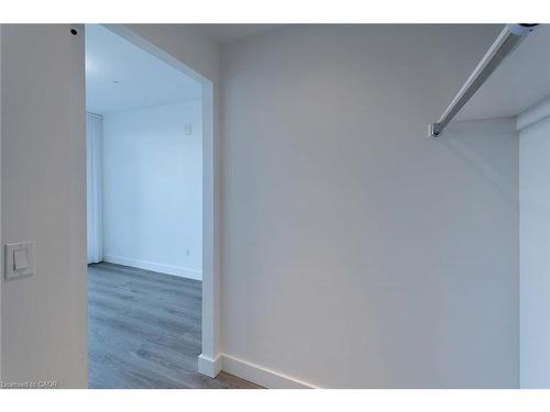 910-15 Glebe Street, Waterloo, ON - Indoor