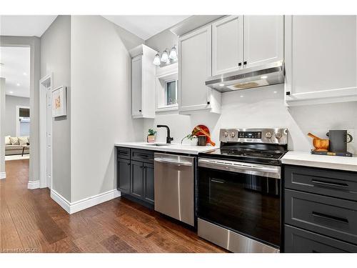 36 Ashley Street, Hamilton, ON - Indoor Photo Showing Kitchen