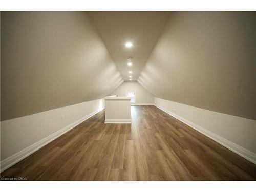 1-265 Robert Street, Hamilton, ON - Indoor Photo Showing Other Room