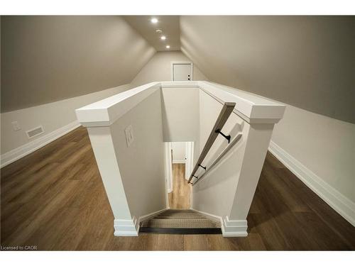 1-265 Robert Street, Hamilton, ON - Indoor Photo Showing Other Room