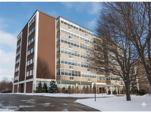 603-45 Westmount Road N Waterloo, ON N2L 2R3