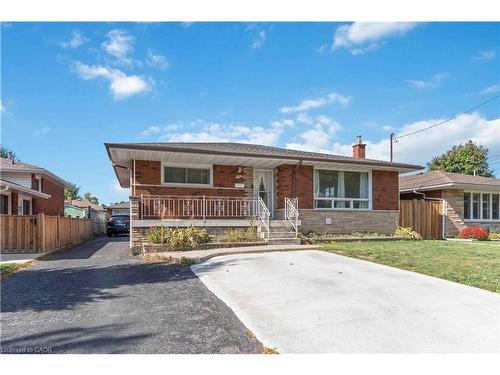 90 Rainbow Drive, Hamilton, ON - Outdoor With Deck Patio Veranda With Facade