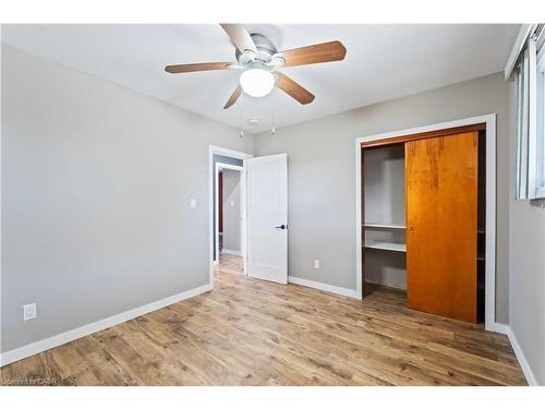 90 Rainbow Drive, Hamilton, ON - Indoor Photo Showing Other Room