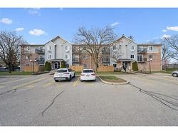 208-276 Eiwo Court  Waterloo, ON N2K 3M6