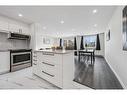 208-276 Eiwo Court, Waterloo, ON  - Indoor Photo Showing Kitchen With Upgraded Kitchen 