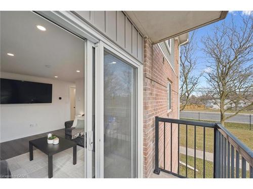 208-276 Eiwo Court, Waterloo, ON - Outdoor With Exterior