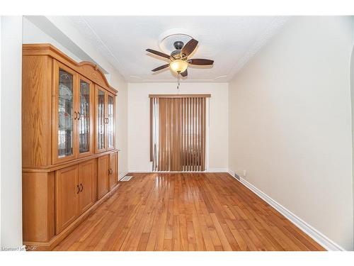 163 Connaught Avenue N, Hamilton, ON - Indoor Photo Showing Other Room