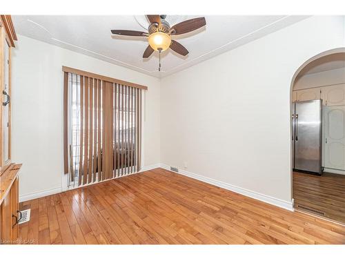 163 Connaught Avenue N, Hamilton, ON - Indoor Photo Showing Other Room