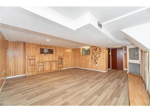 163 Connaught Avenue N, Hamilton, ON - Indoor Photo Showing Other Room