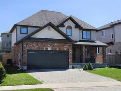 854 Springbank Avenue N Woodstock, ON N4T 1T5