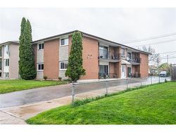 39 Secord Avenue  Kitchener, ON N2B 2C3