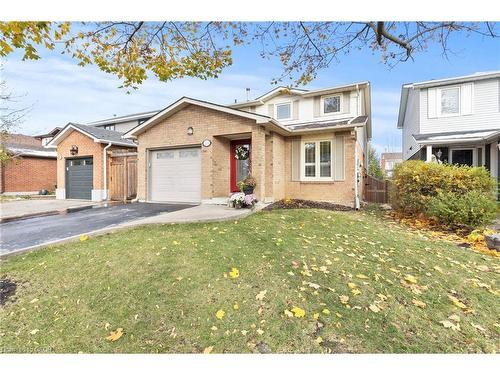 2203 Hunt Crescent, Burlington, ON - Outdoor With Facade