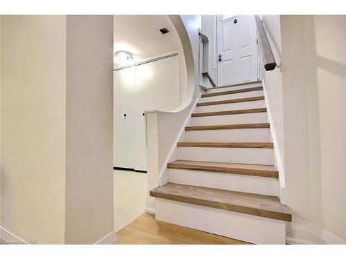 324 Wellington Street N, Kitchener, ON - Indoor Photo Showing Other Room