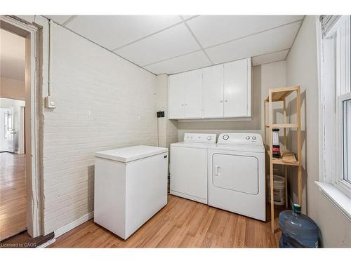47 Krug Street, Kitchener, ON - Indoor Photo Showing Laundry Room
