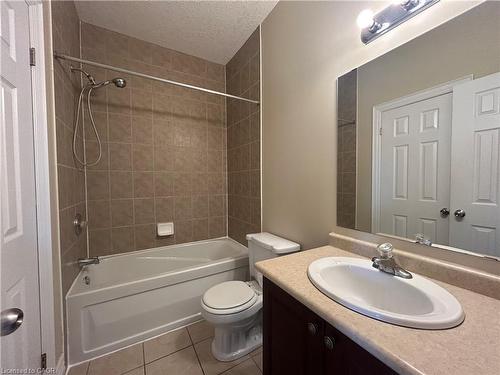 3 Booty Lane, Cambridge, ON - Indoor Photo Showing Bathroom