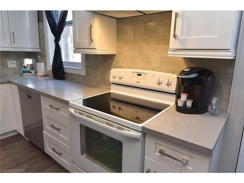 56 Kinrade Avenue, Hamilton, ON - Indoor Photo Showing Kitchen