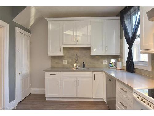 56 Kinrade Avenue, Hamilton, ON - Indoor Photo Showing Kitchen