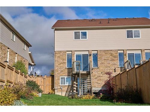 212 Red Clover Court, Kitchener, ON - Outdoor