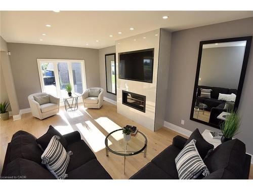 796 Highway 6, Haldimand County, ON - Indoor Photo Showing Living Room With Fireplace