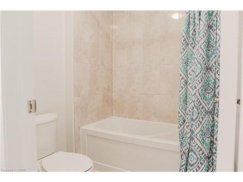 241 Raspberry Place, Waterloo, ON - Indoor Photo Showing Bathroom