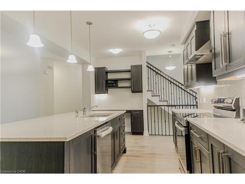241 Raspberry Place, Waterloo, ON - Indoor Photo Showing Kitchen With Upgraded Kitchen