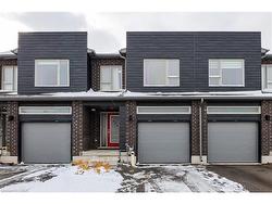 105 Pony Way  Kitchener, ON N2R 0R8