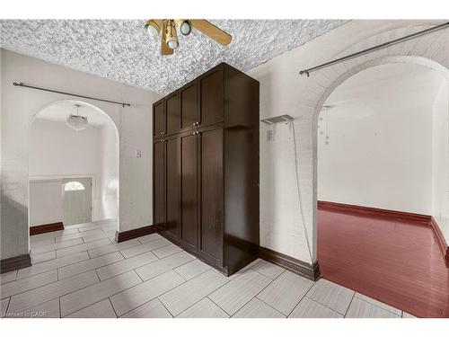 50 Apache Trail, Toronto, ON - Indoor