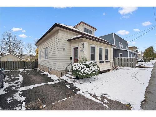 1326 Queenston Road, Cambridge, ON - Outdoor