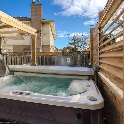 347 Delancey Boulevard, Hamilton, ON - Outdoor