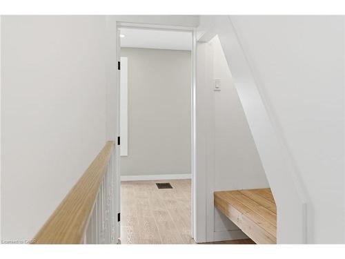 273 Robert Street, Hamilton, ON - Indoor Photo Showing Other Room