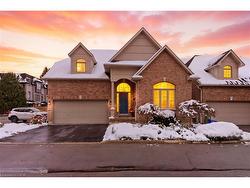 6-195 Wilson Street W Ancaster, ON L9G 1N4