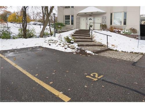 107-360 Waterloo Avenue, Guelph, ON - Outdoor