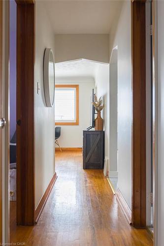 304 East 45Th Street, Hamilton, ON - Indoor Photo Showing Other Room