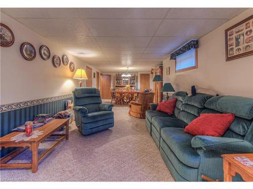 78 Dudhope Avenue, Cambridge, ON - Indoor Photo Showing Living Room