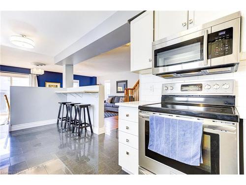 39 Karalee Crescent, Cambridge, ON - Indoor Photo Showing Kitchen