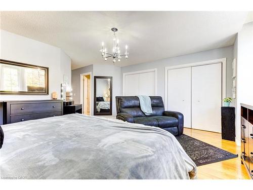 39 Karalee Crescent, Cambridge, ON - Indoor Photo Showing Bedroom