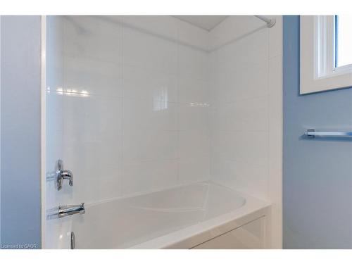 58 Selkirk Drive, Kitchener, ON - Indoor Photo Showing Bathroom