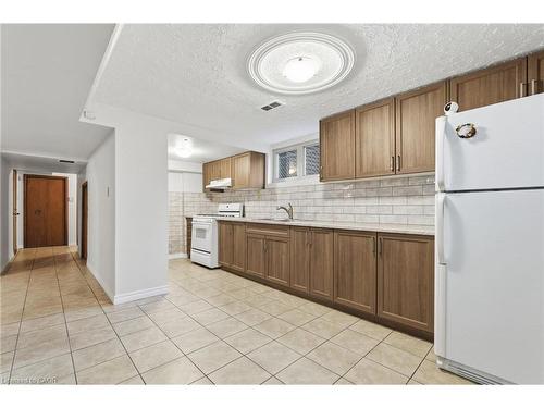1894 Main Street E, Hamilton, ON - Indoor Photo Showing Kitchen
