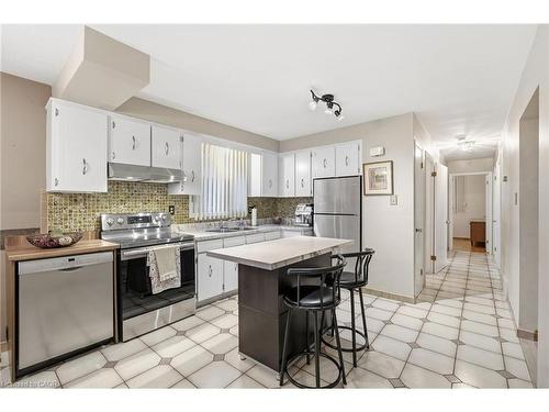 1894 Main Street E, Hamilton, ON - Indoor Photo Showing Kitchen