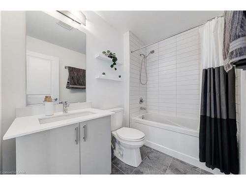 1264 Chee Chee Landing, Milton, ON - Indoor Photo Showing Bathroom