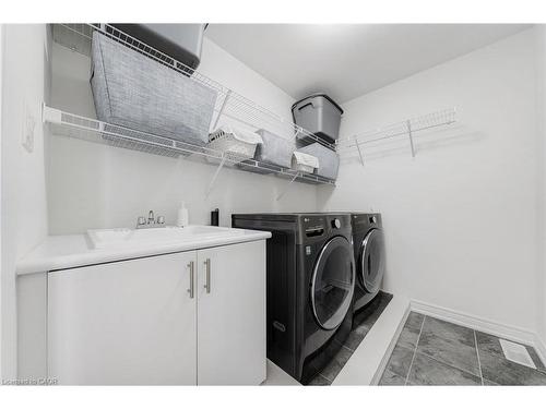 1264 Chee Chee Landing, Milton, ON - Indoor Photo Showing Laundry Room