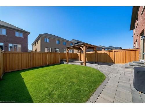 1264 Chee Chee Landing, Milton, ON - Outdoor With Backyard