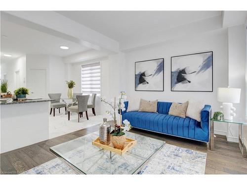 49 Malcolm Crescent, Haldimand, ON - Indoor Photo Showing Living Room