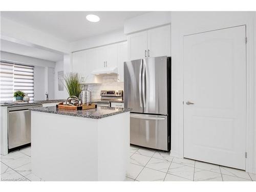 49 Malcolm Crescent, Haldimand, ON - Indoor Photo Showing Kitchen With Stainless Steel Kitchen