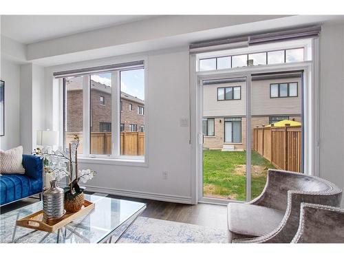 49 Malcolm Crescent, Haldimand, ON - Indoor Photo Showing Other Room