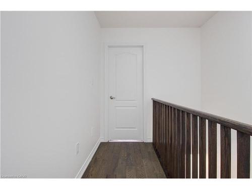 49 Malcolm Crescent, Haldimand, ON - Indoor Photo Showing Other Room