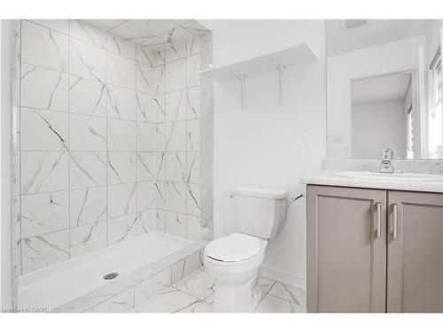 49 Malcolm Crescent, Haldimand, ON - Indoor Photo Showing Bathroom