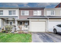 66 Charles Best Place  Kitchener, ON N2M 5A3